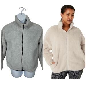 PINK Victoria’s Secret Light Gray Teddy Fleece Zip-Up Jacket Size Medium